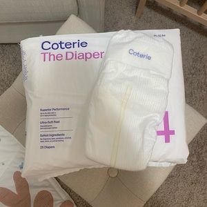 Coterie Size 4 Diapers